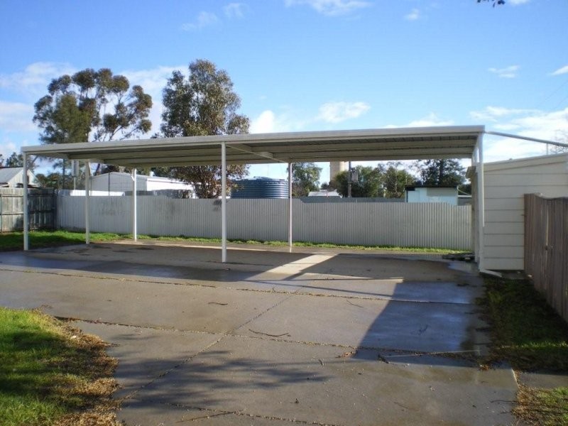 18 Albert Street, Rainbow VIC 3424