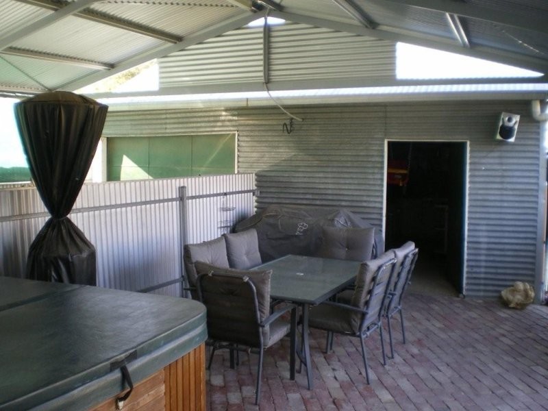 3 Bowman Street, Warracknabeal VIC 3393