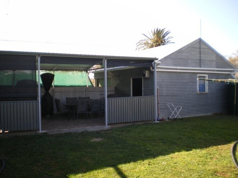 3 Bowman Street, Warracknabeal VIC 3393
