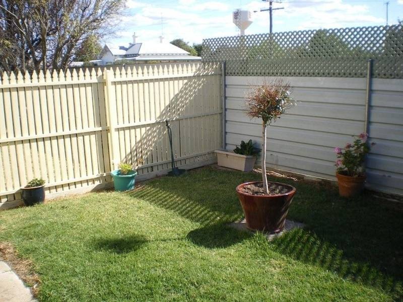 38 Woolcock Street, Warracknabeal VIC 3393