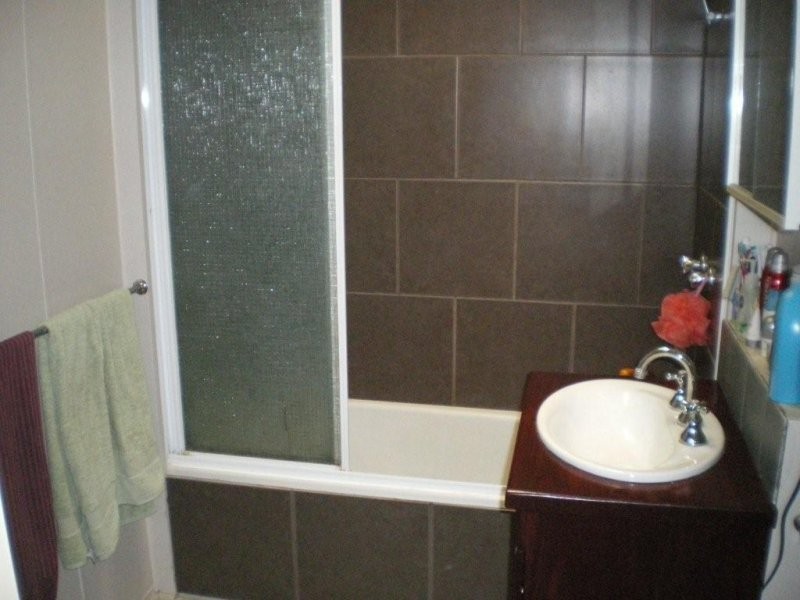 28 Gould Street, Warracknabeal VIC 3393