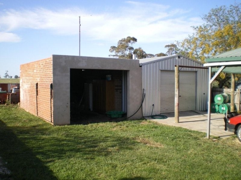 28 Gould Street, Warracknabeal VIC 3393