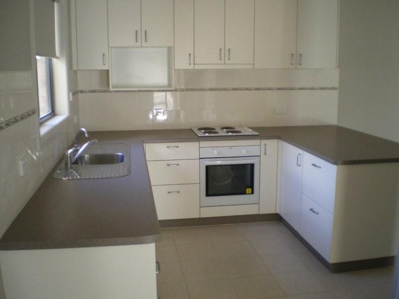 2/12 Jamouneau Street, Warracknabeal VIC 3393