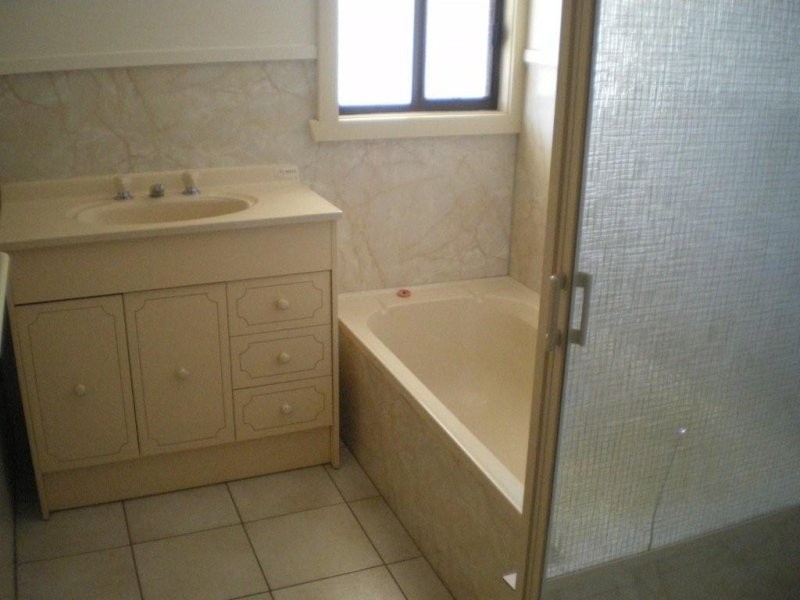 1 Rainbow road, Warracknabeal VIC 3393