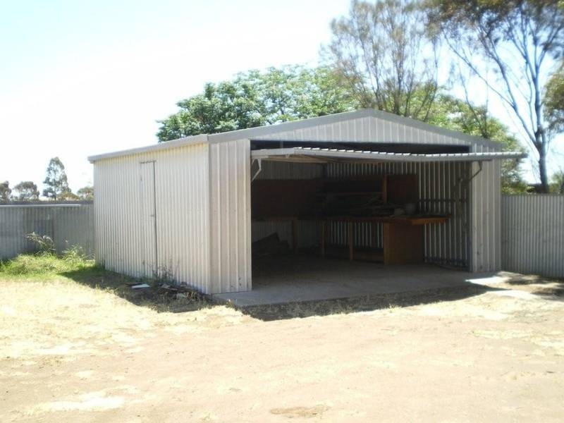 15 Cust Street, Rainbow VIC 3424