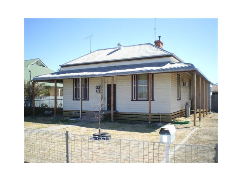 3 Hindmarsh Street, Jeparit VIC 3423
