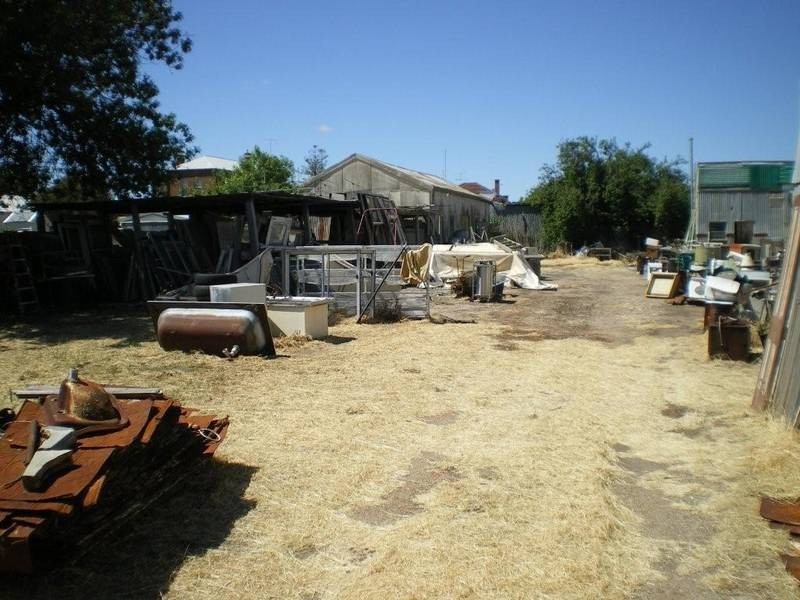 18 Woolcock Street, Warracknabeal VIC 3393