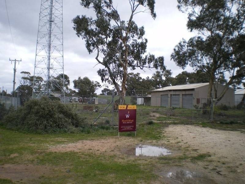 85 Henty Highway, Warracknabeal VIC 3393