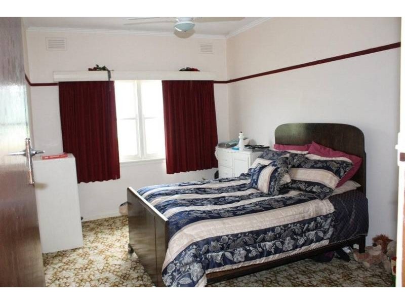 57A Molyneaux Street, Warracknabeal VIC 3393