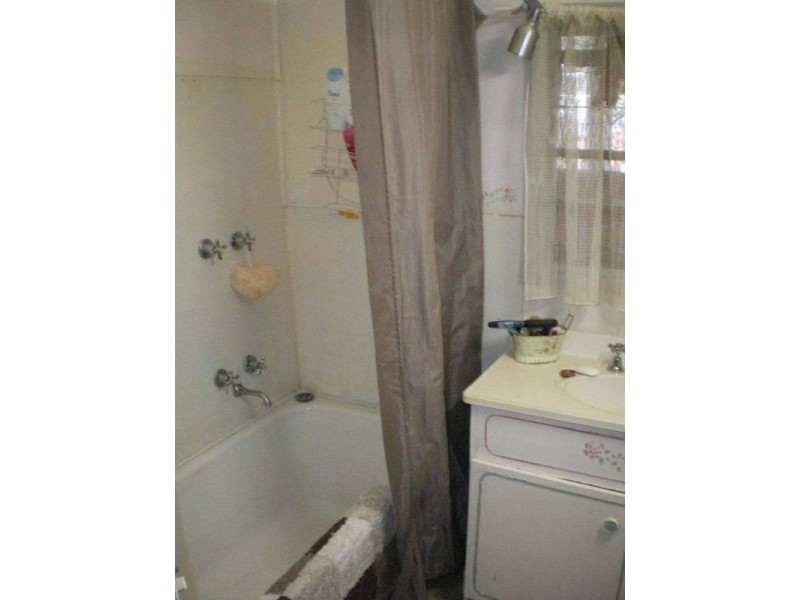 57A Molyneaux Street, Warracknabeal VIC 3393