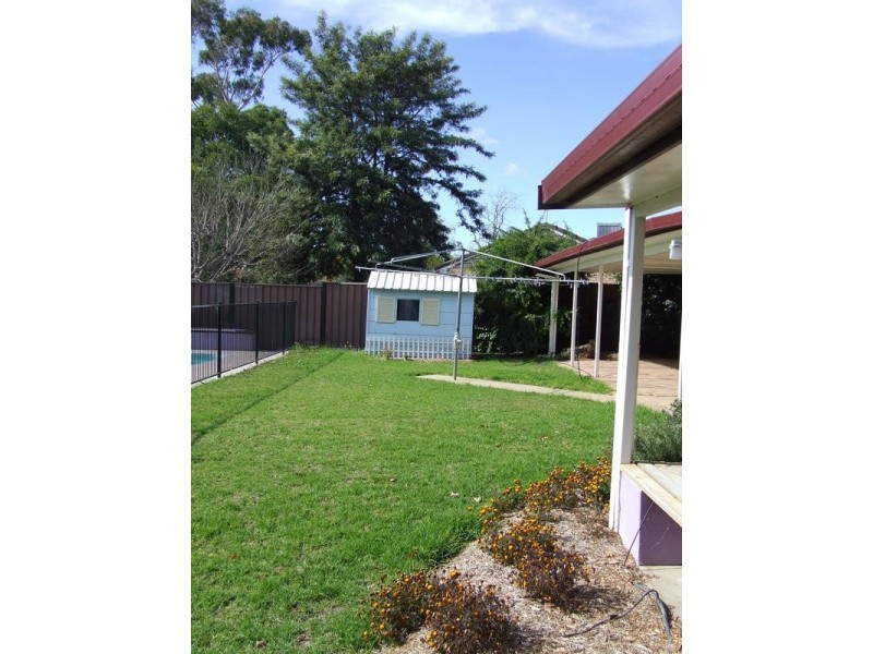 4 Keperra Place, Moree NSW 2400