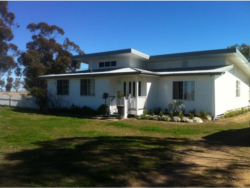65 Glenpark Road, Moree NSW 2400