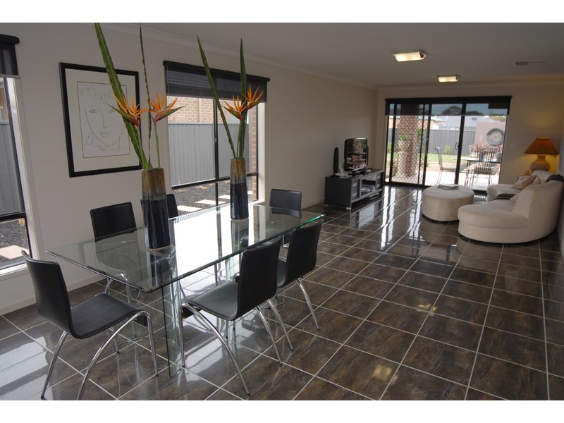 13 Dartmoor Court, Alfredton VIC 3350