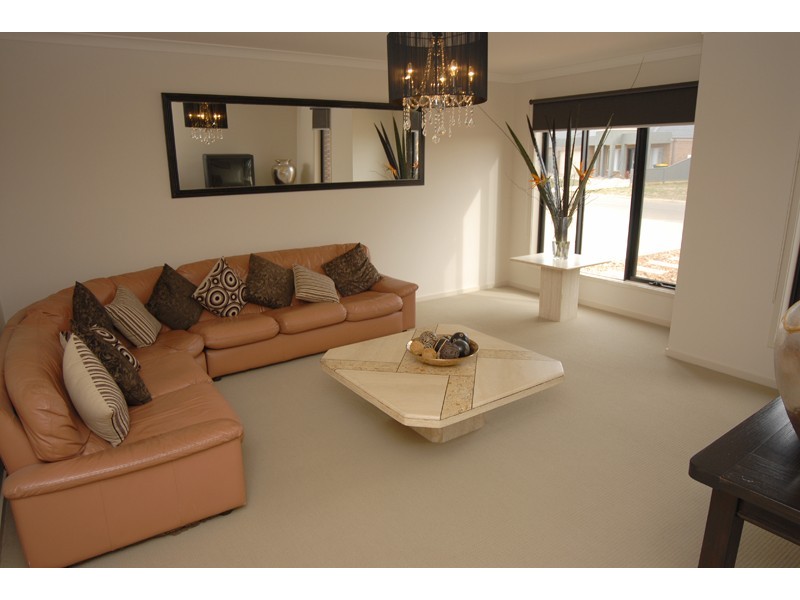 13 Dartmoor Court, Alfredton VIC 3350