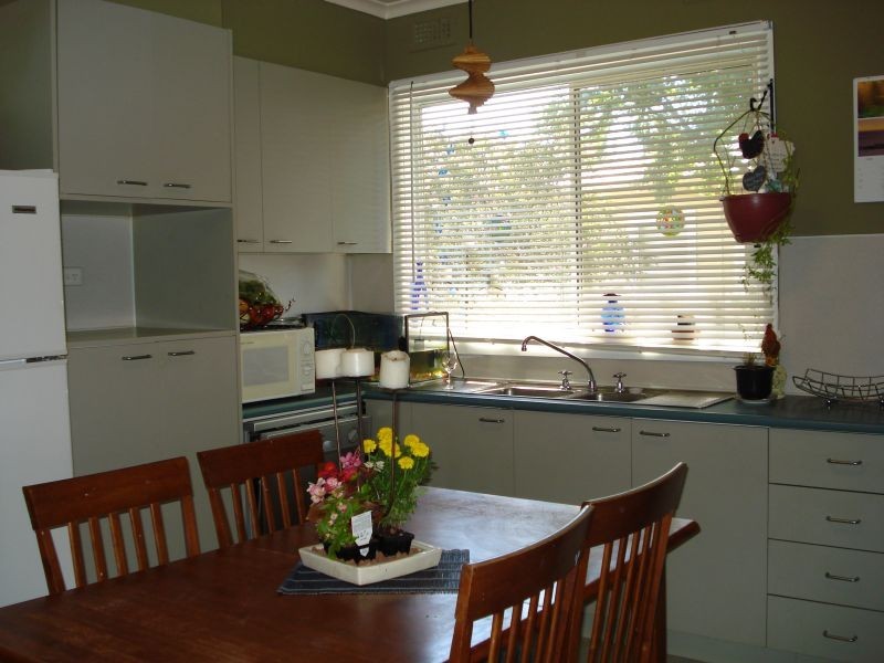 1215 Grevillea Drive, Wendouree VIC 3355