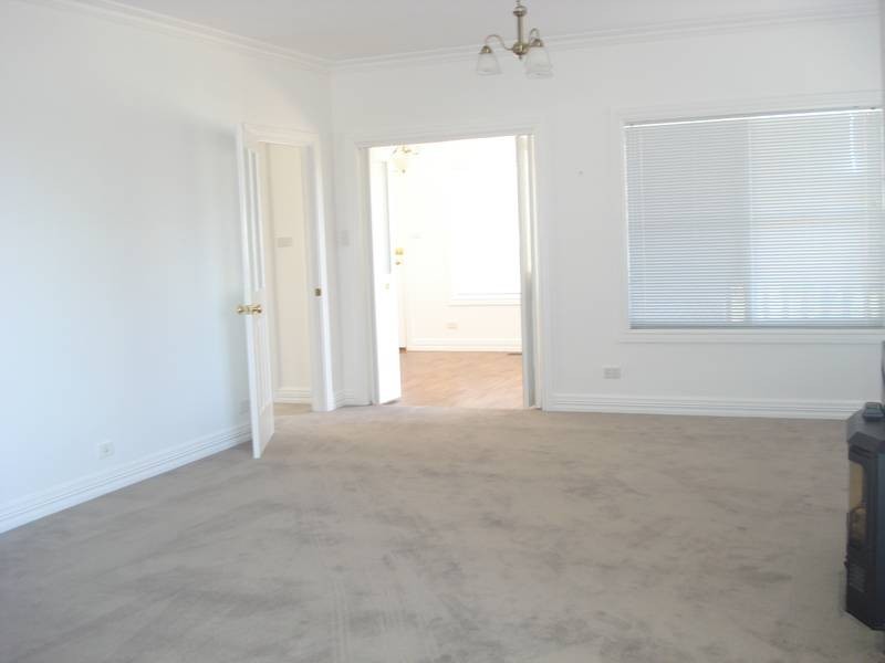 102-116 Barkly Street, Buninyong VIC 3357