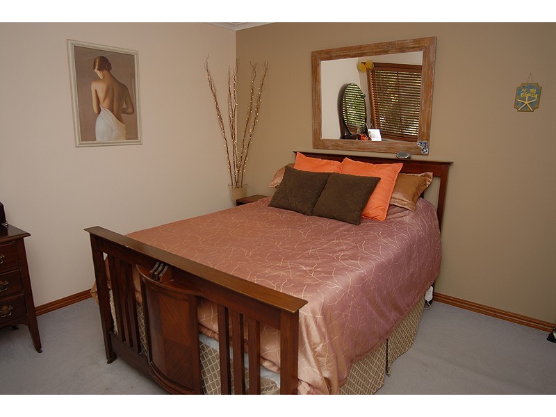 822 Chisholm Street, Black Hill VIC 3350