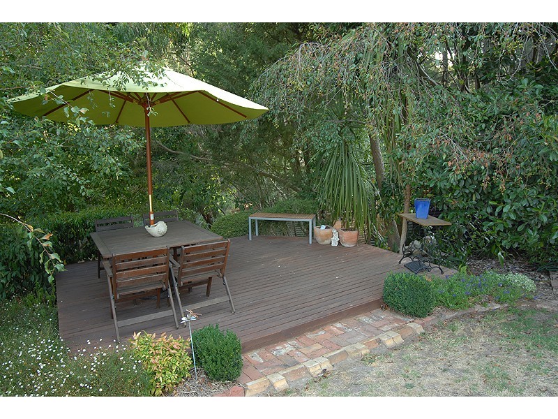 822 Chisholm Street, Black Hill VIC 3350