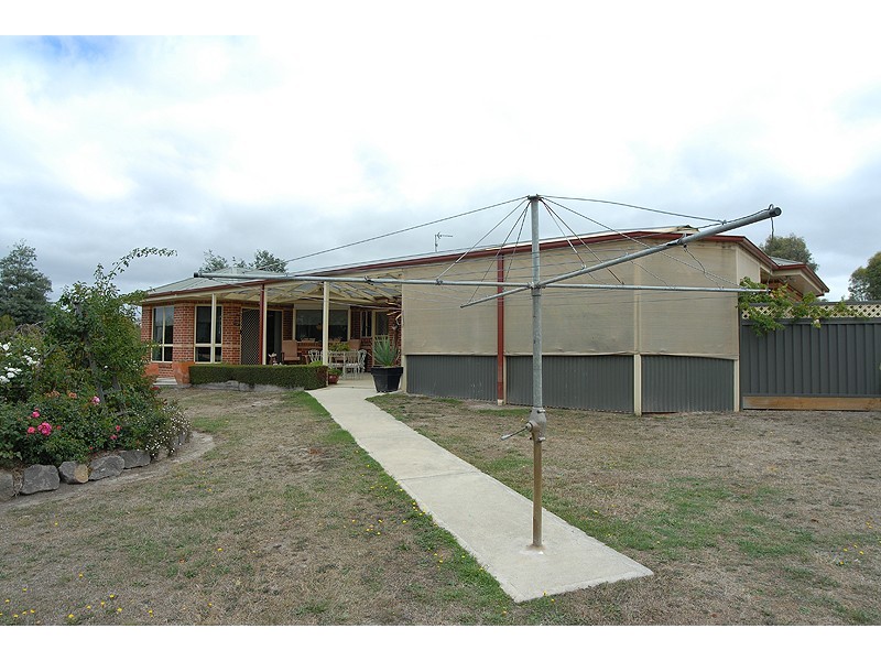 13 Crystal Court, Ross Creek VIC 3351