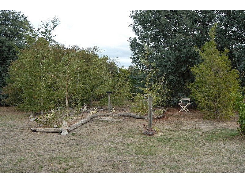 13 Crystal Court, Ross Creek VIC 3351