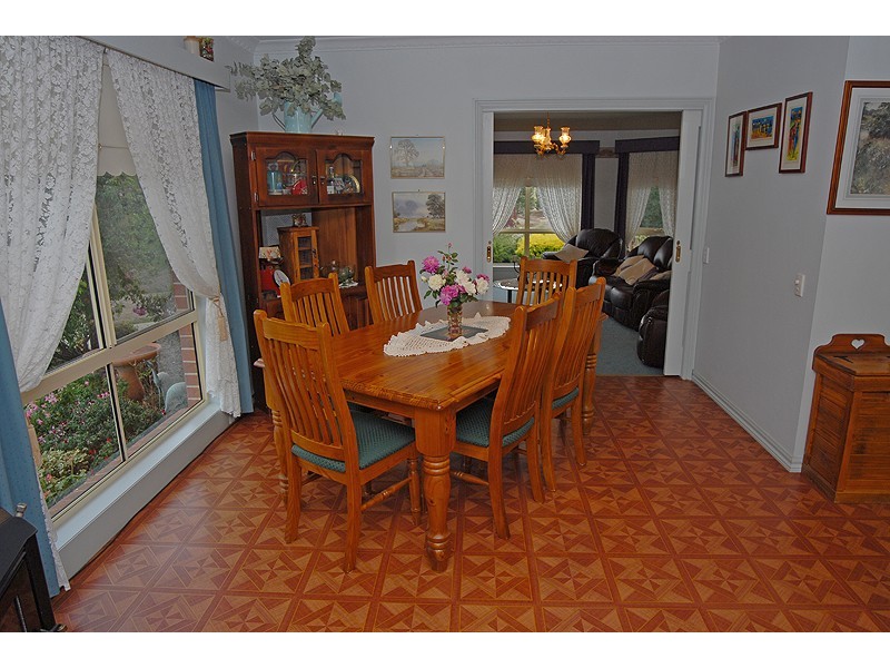 13 Crystal Court, Ross Creek VIC 3351