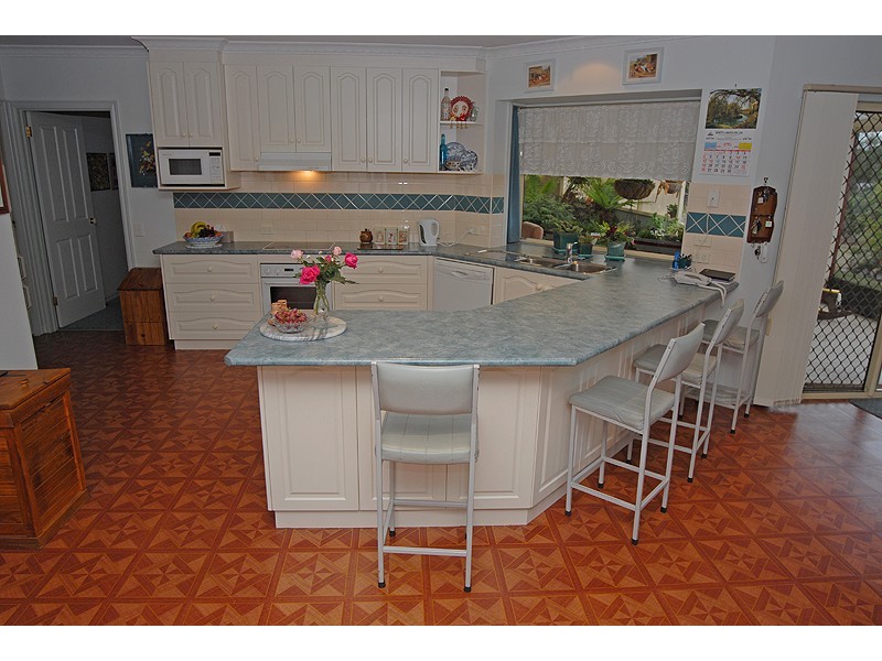 13 Crystal Court, Ross Creek VIC 3351