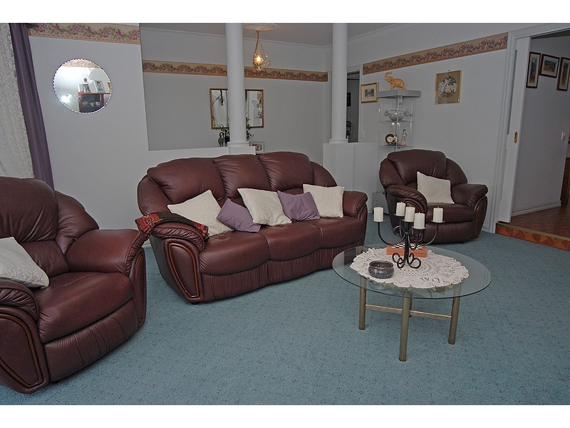 13 Crystal Court, Ross Creek VIC 3351