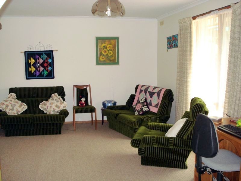 8 Weeah Court, Sebastopol VIC 3356