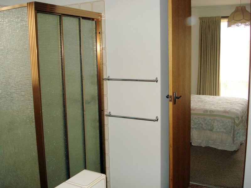 8 Weeah Court, Sebastopol VIC 3356