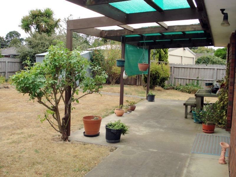 8 Weeah Court, Sebastopol VIC 3356