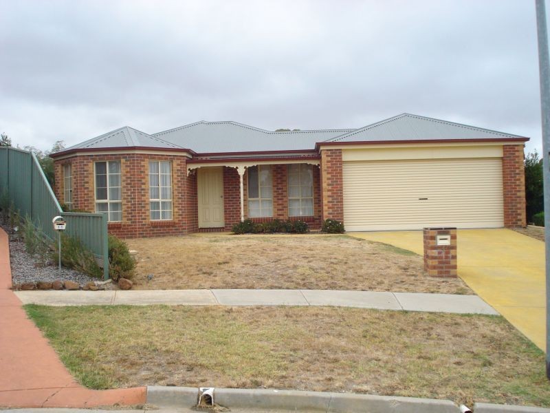 12 Ferndale Court, Mount Helen VIC 3350