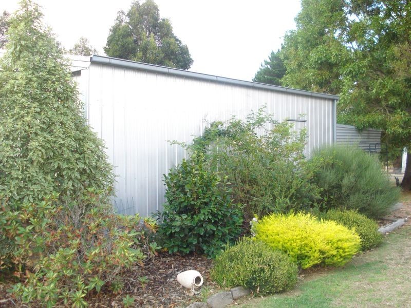 79 Blackberry Lane, Haddon VIC 3351