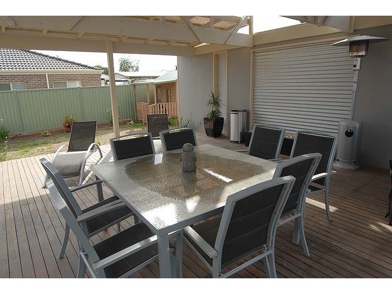 3 Delaney Drive, Miners Rest VIC 3352