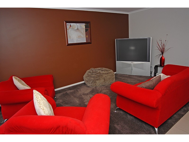3 Delaney Drive, Miners Rest VIC 3352