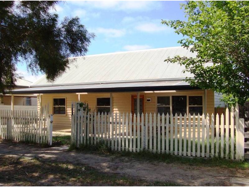 7 Paling Street, Ballarat North VIC 3350