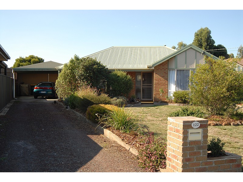 122 Jasmine Drive, Delacombe VIC 3356