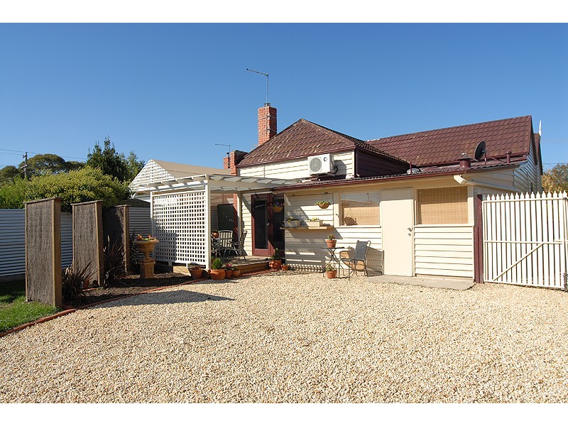 223 Clyde Street, Soldiers Hill VIC 3350