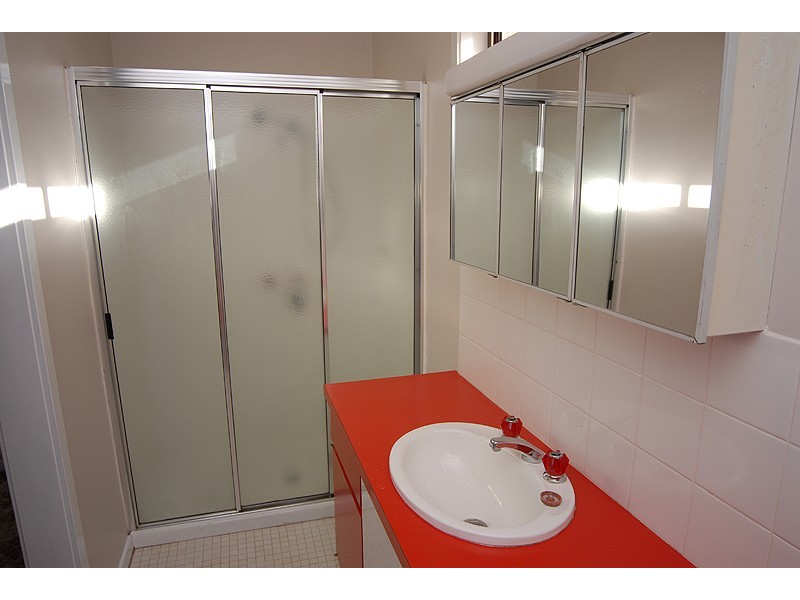 37 Raglan Street, Miners Rest VIC 3352