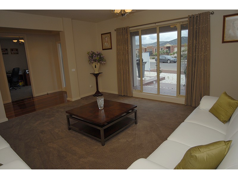 30 Alfredton Drive, Alfredton VIC 3350