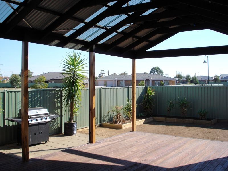 4 Sackville Street, Miners Rest VIC 3352