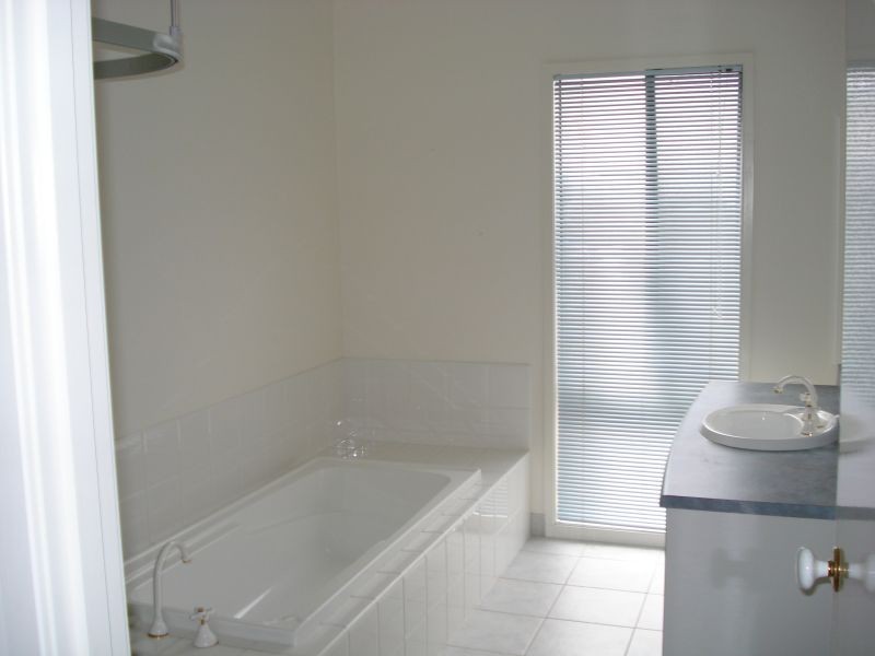 58 Robertson Drive, Alfredton VIC 3350