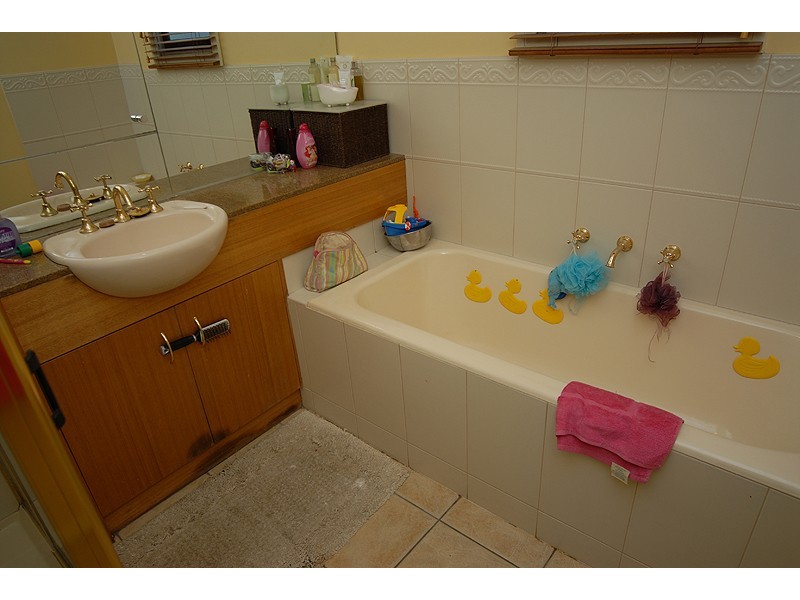 12 Loch Avenue, Ballarat Central VIC 3350