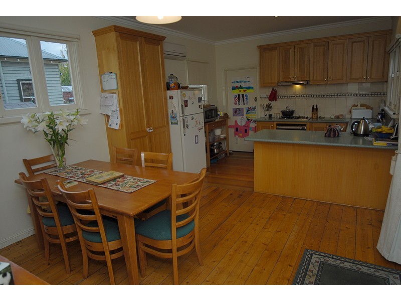 12 Loch Avenue, Ballarat Central VIC 3350