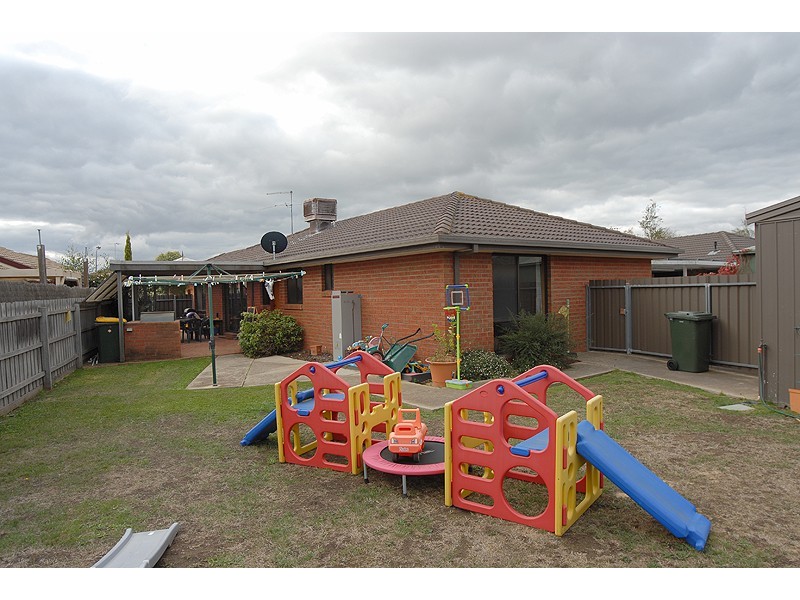 10 Shari Drive, Delacombe VIC 3356