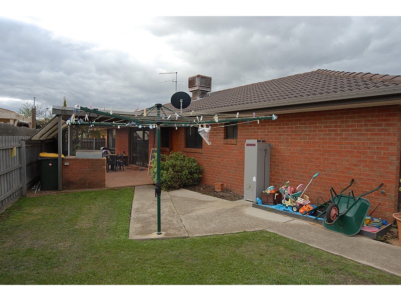 10 Shari Drive, Delacombe VIC 3356