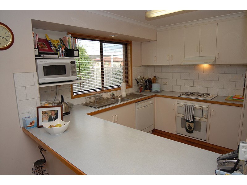 10 Shari Drive, Delacombe VIC 3356