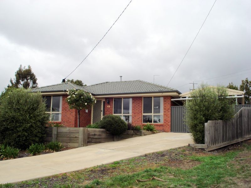 22 Melvyn Crescent, Mount Clear VIC 3350