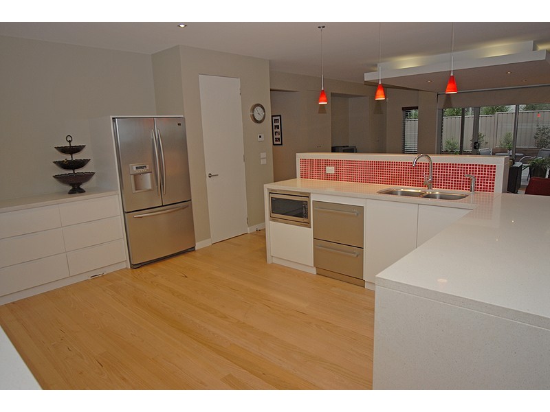 13 Pinevale Way, Ballarat North VIC 3350