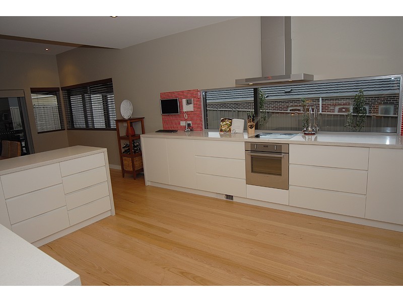 13 Pinevale Way, Ballarat North VIC 3350