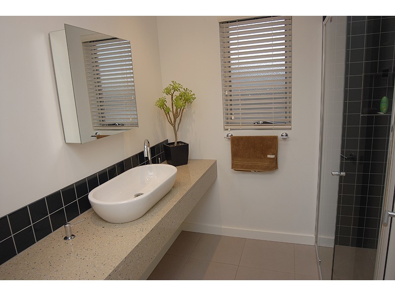 13 Pinevale Way, Ballarat North VIC 3350